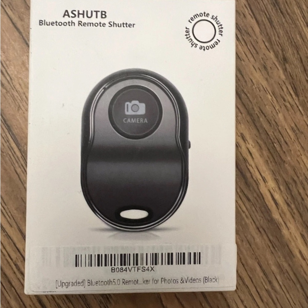 Black Bluetooth Remote Shutter